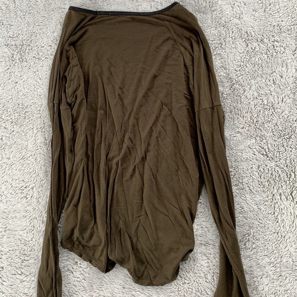 Flowy top - Picture 3 of 3